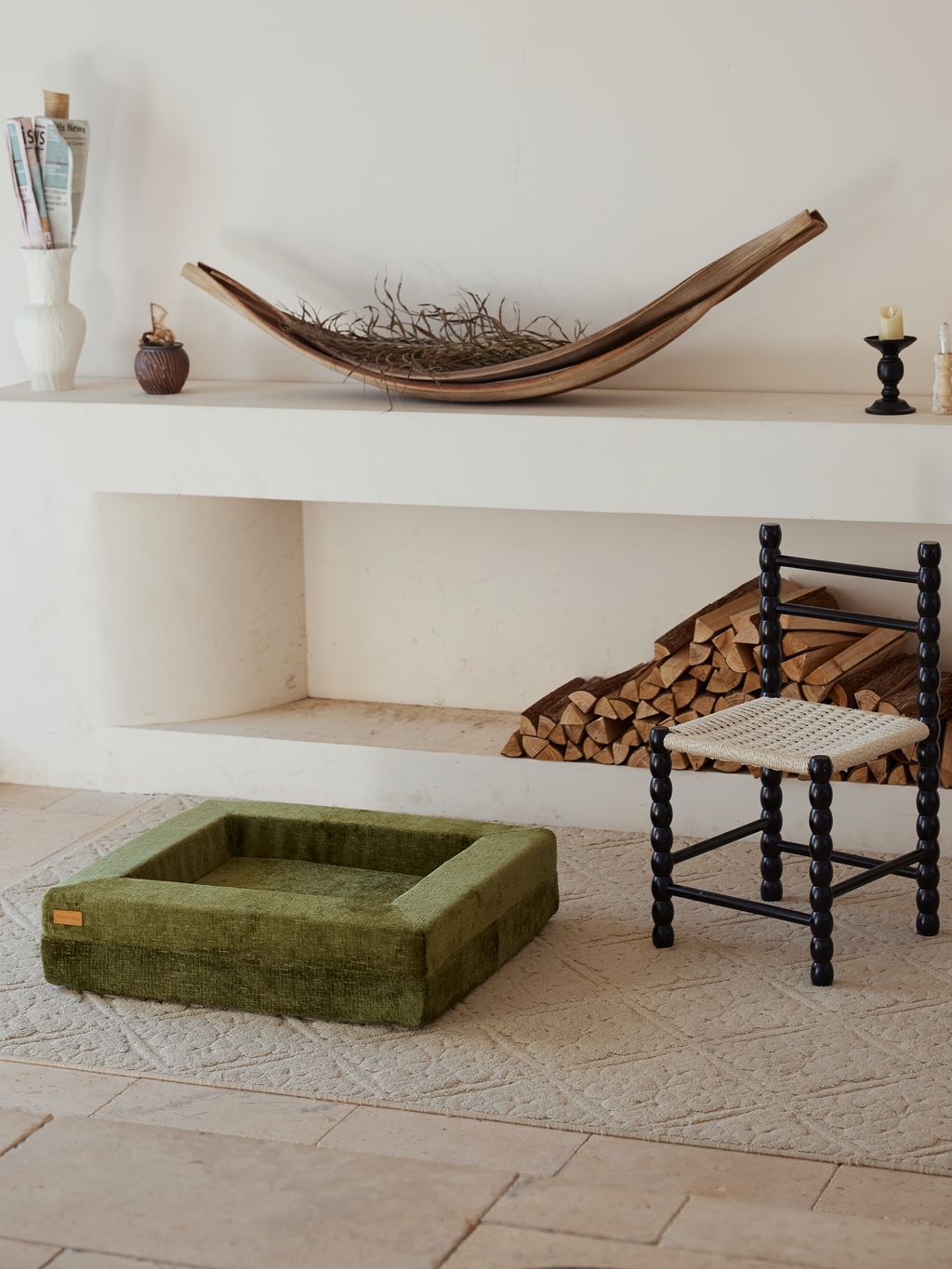 Fancy Haboo Nuzzle  Pet Bed